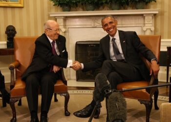 Obama à Caid Essebsi : "Il est important de continuer de collaborer pour stabiliser la Libye afin que la Tunisie ne soit pas infectée"