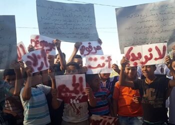 Kebili, championne des contestations violentes, avec, pour manifestants, des enfants
