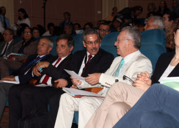 Tunis : Habib Essid et Houcine Abassi pour lancer le Forum mondial sur la d&eacute;mocratie directe moderne