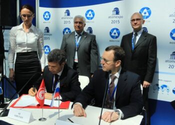 La Russie et la Tunisie ont sign&eacute; un protocole d'entente pour l'utilisation pacifique de l'&eacute;nergie nucl&eacute;aire