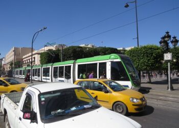 Chronique de deux journalistes fran&ccedil;aises en Tunisie qui m&egrave;nent la vie dure aux clich&eacute;s