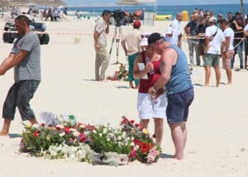 Les tours op&eacute;rateurs Thomas Cook et Thomson annulent toutes les r&eacute;servations vers la Tunisie