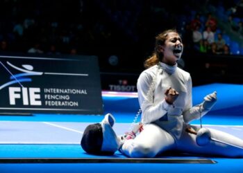 Escrime : Sarra Besbes remporte la m&eacute;daille de bronze aux championnats du monde en Russie