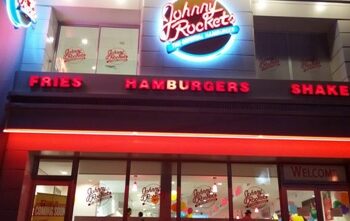 La franchise californienne Johnny Rockets ouvre officiellement ses portes en Tunisie
