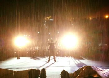 Lotfi Abdelli régale le public de Bizerte sous la pluie