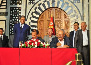 Tunisie : Augmentation des salaires dans le secteur public, accord sign&eacute; !