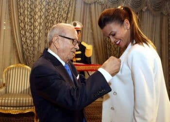 Habiba Ghribi offre sa m&eacute;daille d&rsquo;argent &agrave; B&eacute;ji Ca&iuml;d Essebsi !