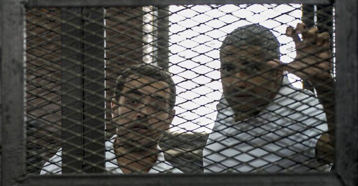 Egypte : Abdel Fattah al-Sissi gracie les deux journalistes d’Al-Jazeera