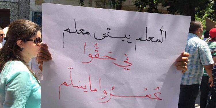 Un bras de fer malsain, une grève absurde...