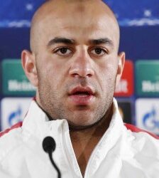 Aymen Abdennour m&eacute;nag&eacute;&hellip;