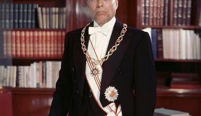 Un avocat accuse Marzouki d'avoir offert la médaille de Bourguiba au roi Mohamed VI