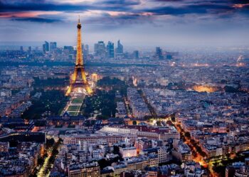 Malgré les attentats, Paris reste la ville la plus attractive pour les étudiants du monde entier