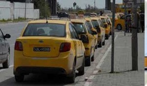 Jendouba: Les chauffeurs de taxi refusent qu'il y ait un bus dans la ville