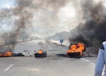 Minables jusqu'au bout, une poignée de politiciens surfent sur le désarroi des Tunisiens