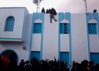 Tentatives de suicide et protestations&hellip; la tension monte &agrave; Kasserine