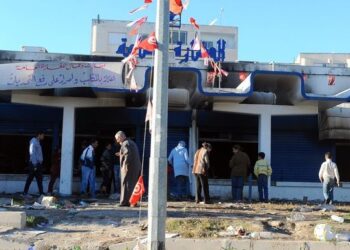 Après la terreur salafiste et terroriste, voyous et délinquants sèment la panique et s'attaquent à l'Etat