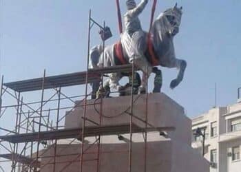 La statue d'Habib Bourguiba r&eacute;install&eacute;e &agrave; Tunis