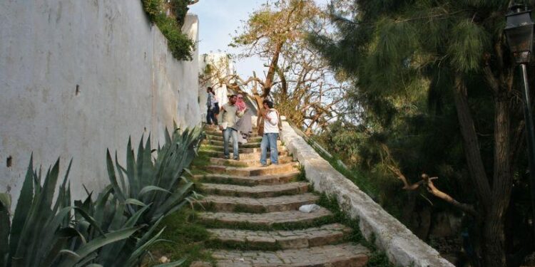 Korsi Essolah, le mystérieux escalier de Sidi Bou Said