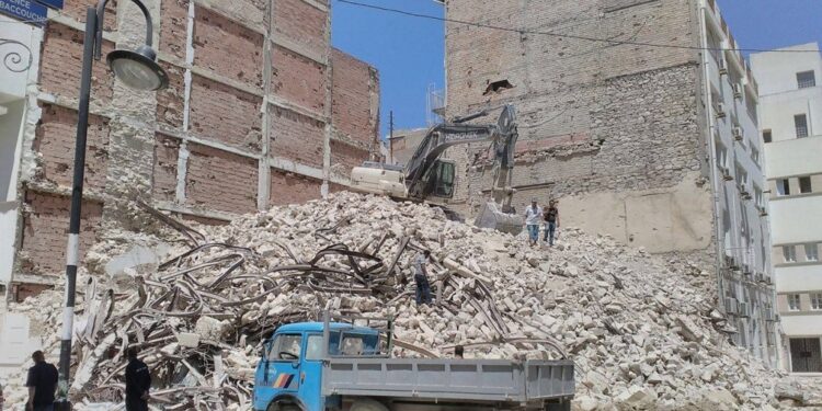 Ci-gît Le Petit Matin