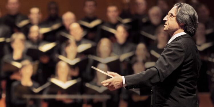 Festival d'El Jem : Quand le maestro Muti fit taire la musique pour que retentisse l'appel à la prière...