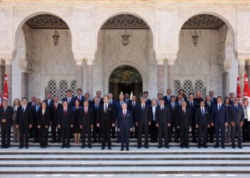 Tunisie : Les membres du gouvernement d&eacute;voilent leurs d&eacute;clarations de patrimoine