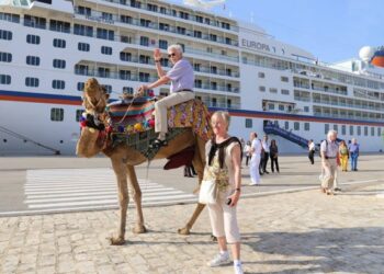 Le paquebot Europa a accost&eacute; au port de la Goulette avec 310 passagers