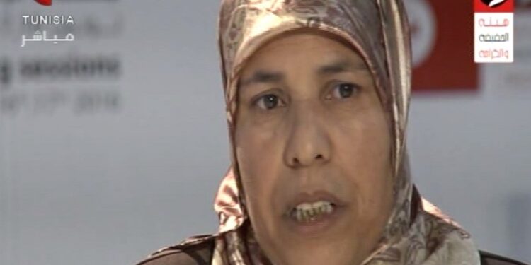 Auditions publiques de l&rsquo;IVD : Mahrzia Ben Abed tortur&eacute;e en pr&eacute;sence de son fils
