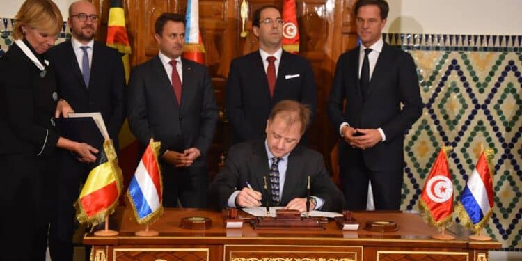 Tunisie : Entre l'interdiction de voyage et les aides promises, l'attitude de la Belgique est "paradoxale"