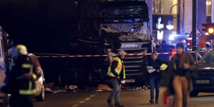 Berlin : Un camion fonce dans la foule sur un marché de Noël, 9 morts et 50 blessés