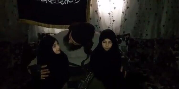 Des parents djihadistes envoient leurs filles se faire exploser en Syrie