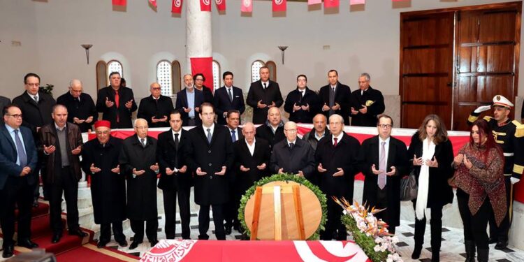Beji Caïd Essebsi commémore le 64ème anniversaire de l'assassinat de Farhat Hached (vidéo)
