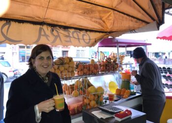 Apr&egrave;s Olivier Poivre D'Arvor, l'ambassadrice du Canada fait la promo des oranges tunisiennes