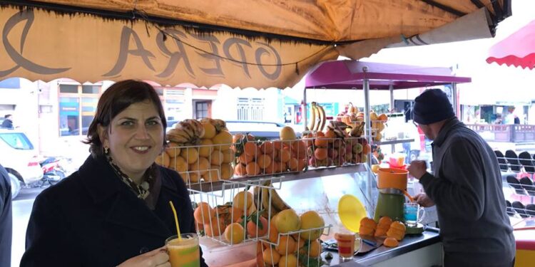 Après Olivier Poivre D'Arvor, l'ambassadrice du Canada fait la promo des oranges tunisiennes