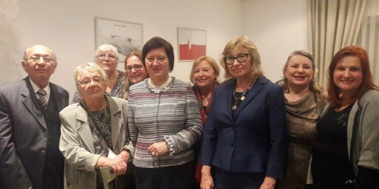Joanna Wronecka accueillie par les Polonais de Tunisie