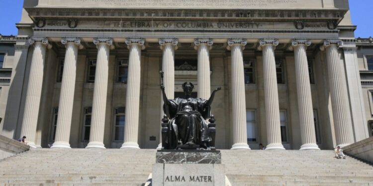 Columbia University, invitée d'honneur à la foire internationale du livre de Tunis