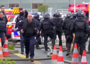 L'aéroport d'Orly en alerte : Un homme abattu après avoir dérobé l'arme d'un militaire