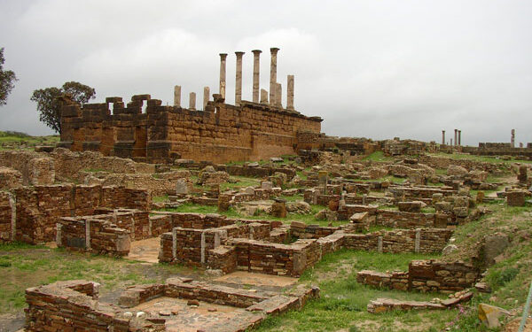 Magie de Thuburbo Majus : Majestueux capitole et thermes de saison