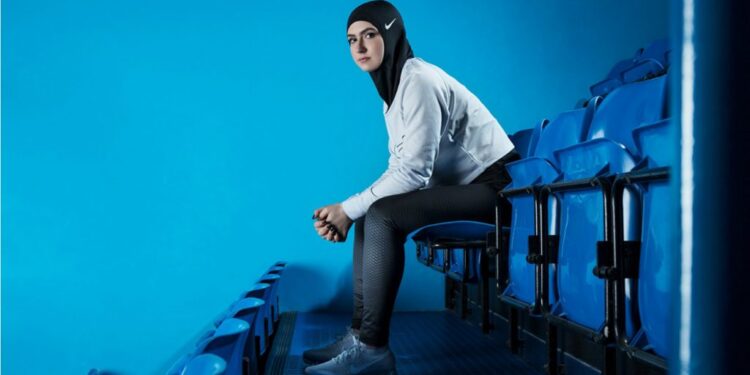 Nike a élaboré un hijab pour les athlètes musulmanes