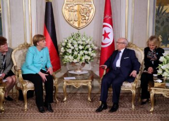 Angela Merkel : Les immigr&eacute;s clandestins devront quitter l'Allemagne par la force si n&eacute;cessaire