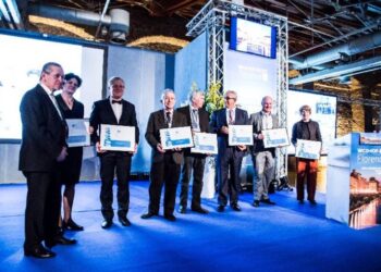 Le rhumatologue Leith Zakraoui honor&eacute; pour sa contribution exceptionnelle en ost&eacute;oporose