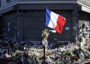 Attentats de Paris : Mandat d'arrêt à l’encontre d’un Tunisien