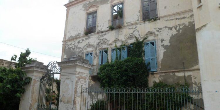 La Marsa : Une solution pour le palais Ahmed Bey