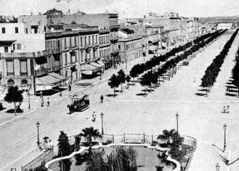 En 1855, l'Avenue Bourguiba se nommait Promenade de la Marine...