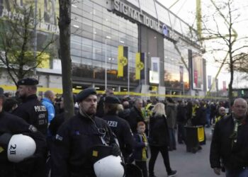Allemagne : Une explosion près du bus du Borussia Dortmund