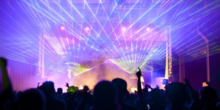 "Appel à la prière" mixé en boîte : Le patron d'El Guitoune, l'organisateur et le DJ, poursuivis en justice