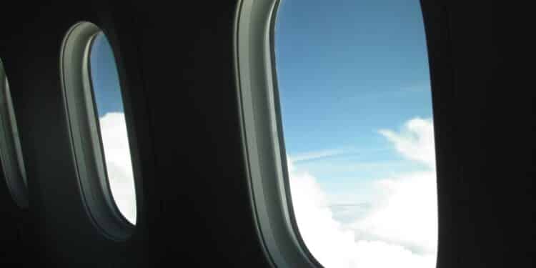 A cause d'un hublot f&ecirc;l&eacute;, un avion Tunisair rebrousse chemin