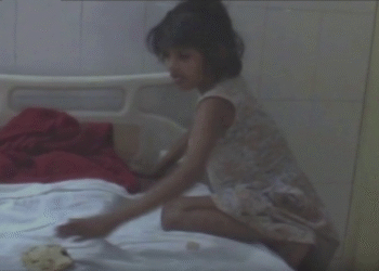 Mowgli en Inde : Une "fille de la Jungle" retrouvée avec des singes (vidéo)