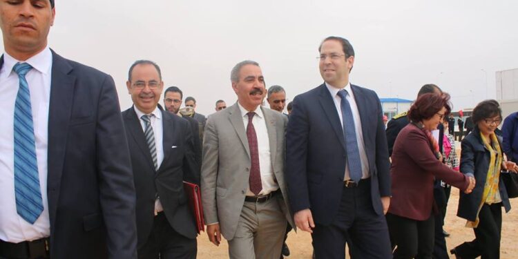 Tunisie : Chahed annonce une batterie de mesures en faveur de Sfax