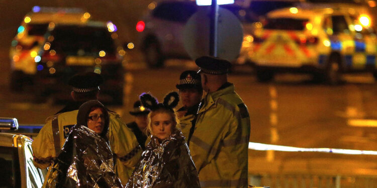 22 morts, 60 blessés : Le terrorisme des lâches tue des adolescents à Manchester