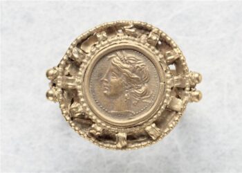 Une bague vieille de 3000 ans, estim&eacute;e &agrave; plus de 2 millions de dinars, saisie &agrave; Monastir